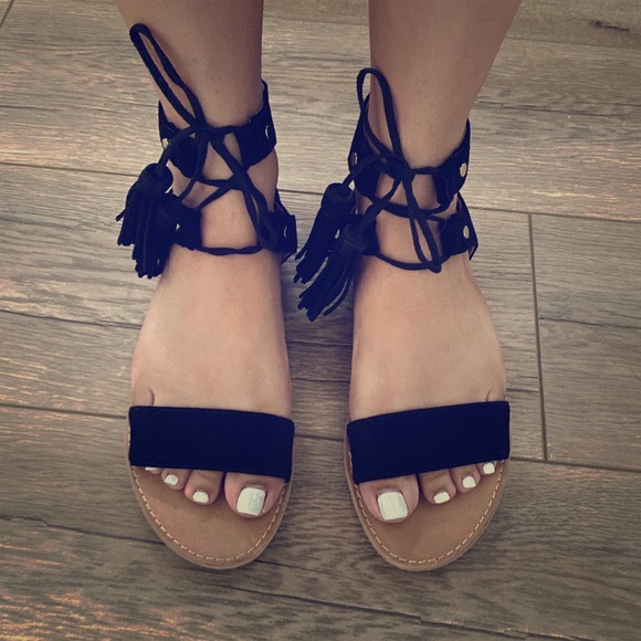 shannen black gladiator block heel sandals